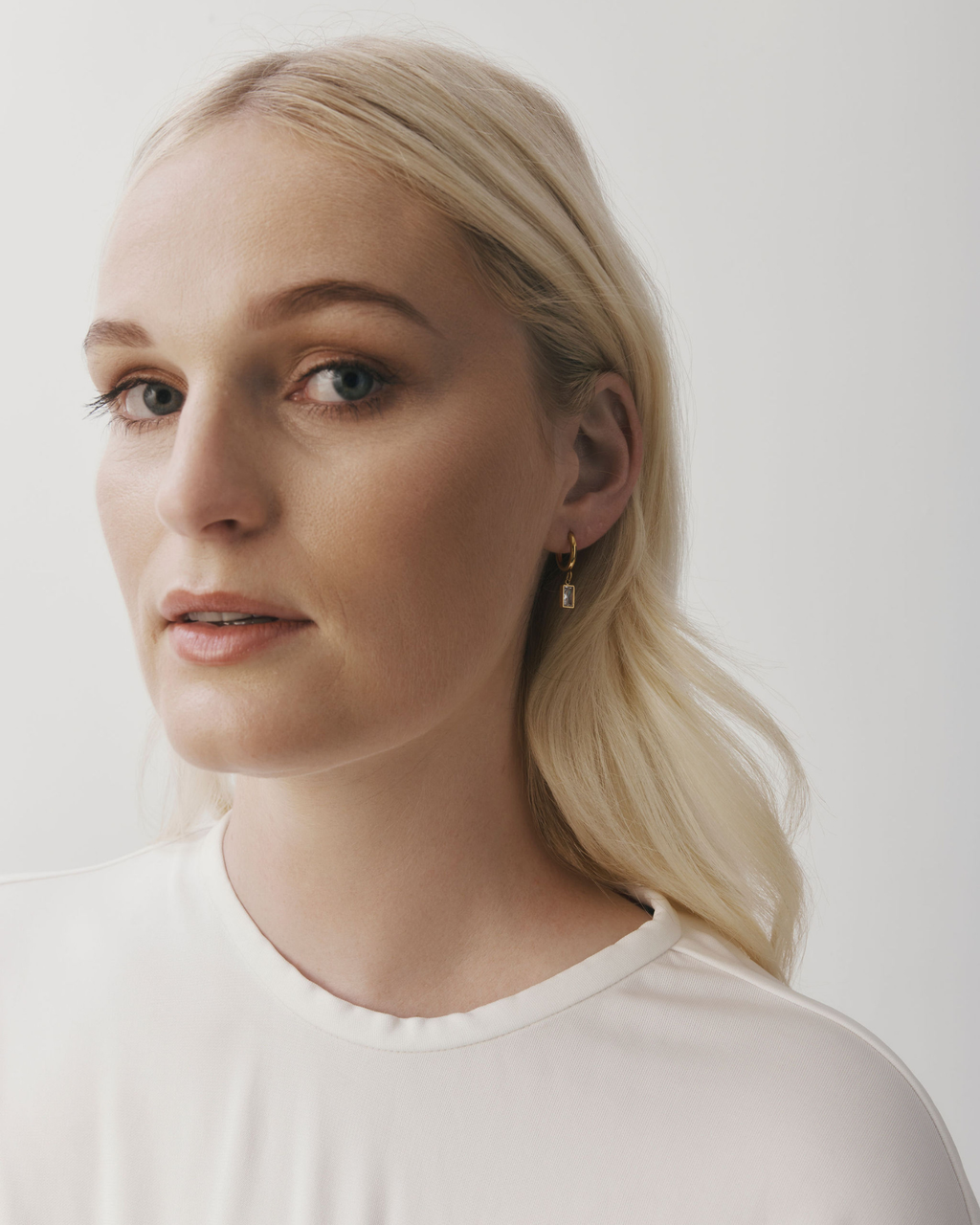 Maeve Earrings - Clear/Gold