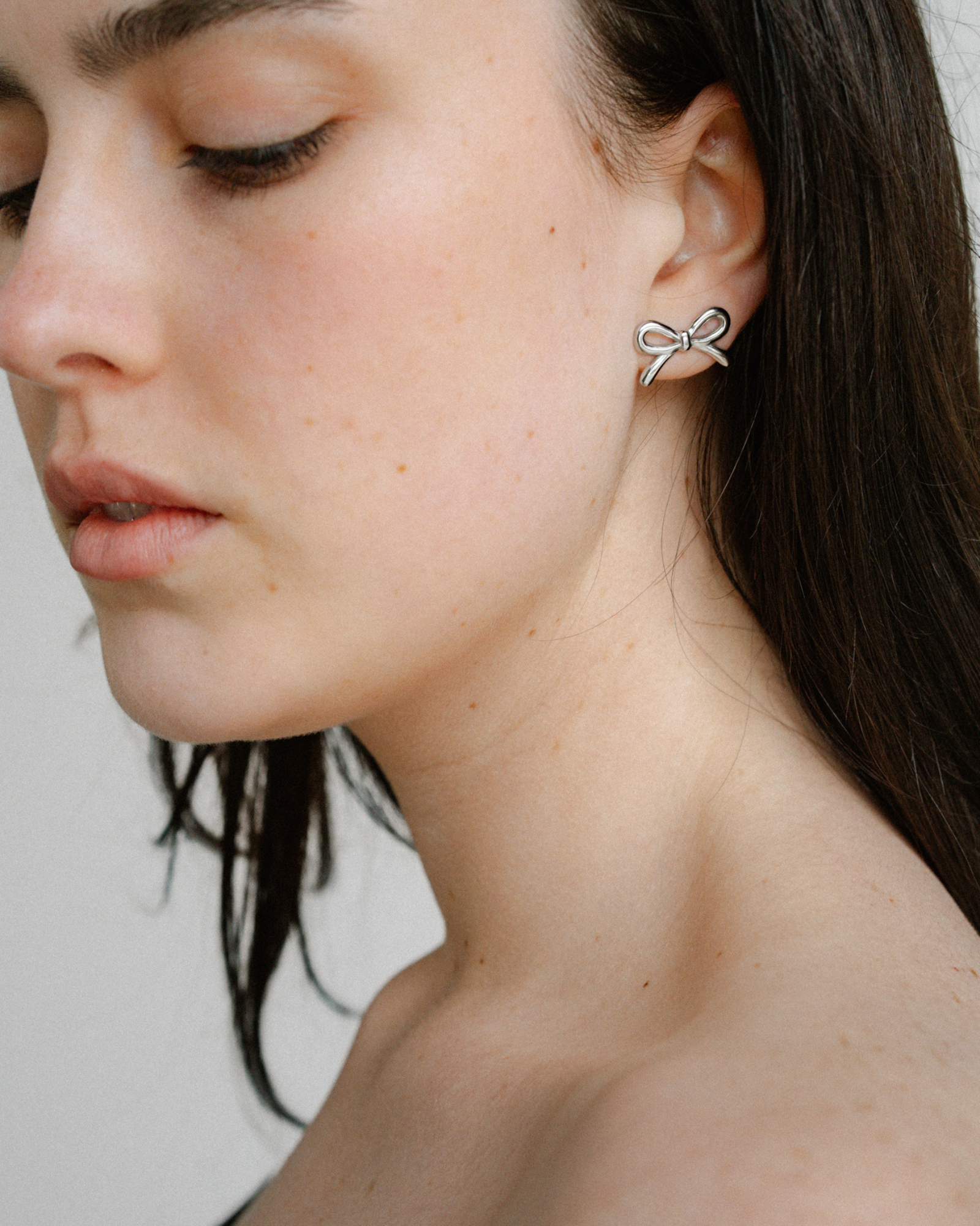 Mini Bow Earrings Medium - Silver