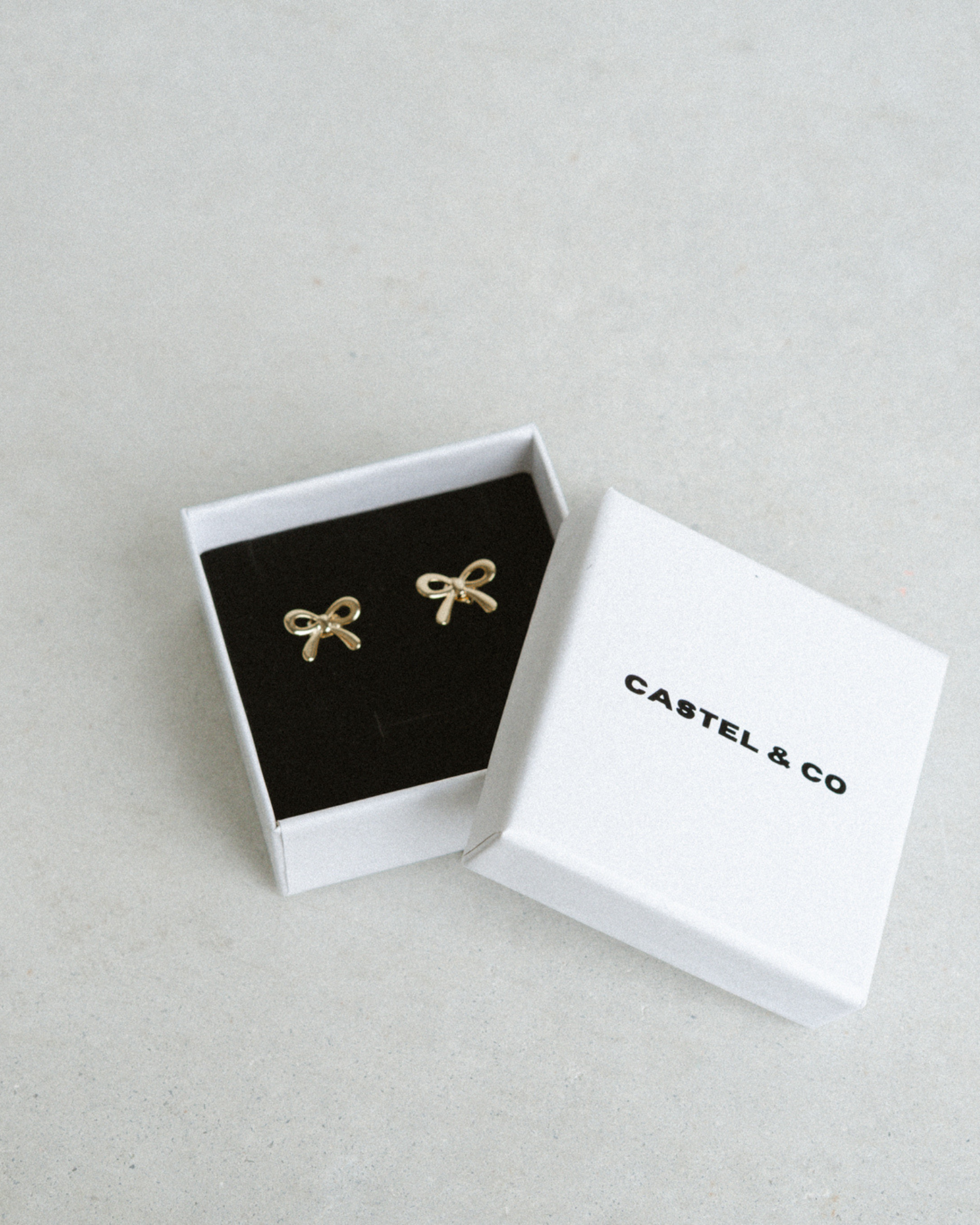 Mini Bow Earrings Small - Gold