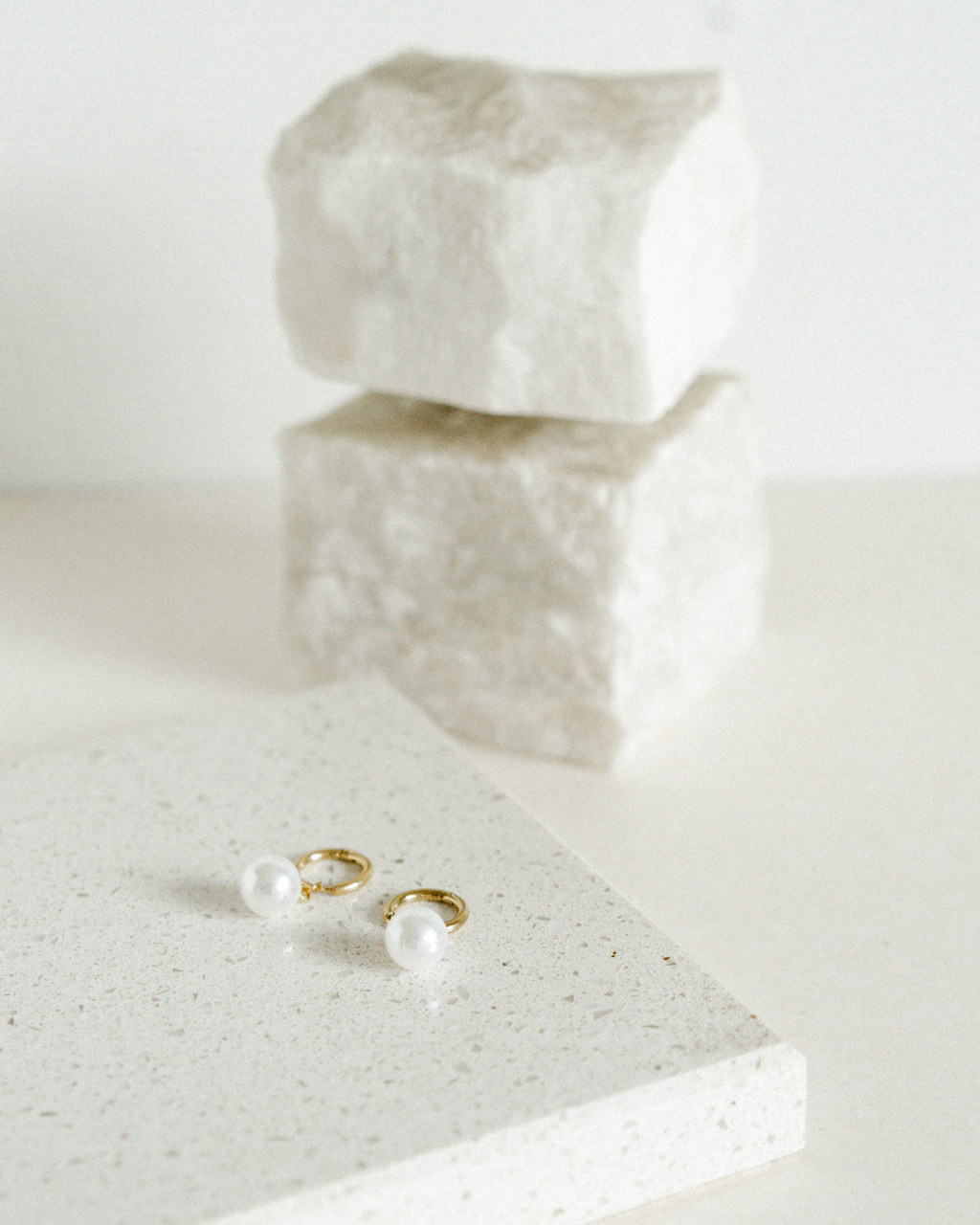 Orb Earrings - Pearl