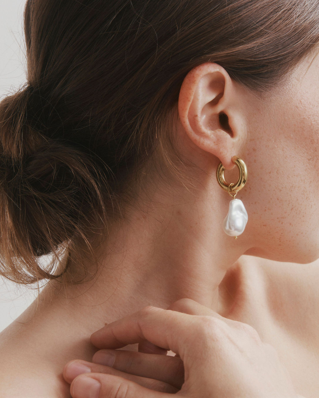Pearl Earrings - Gold