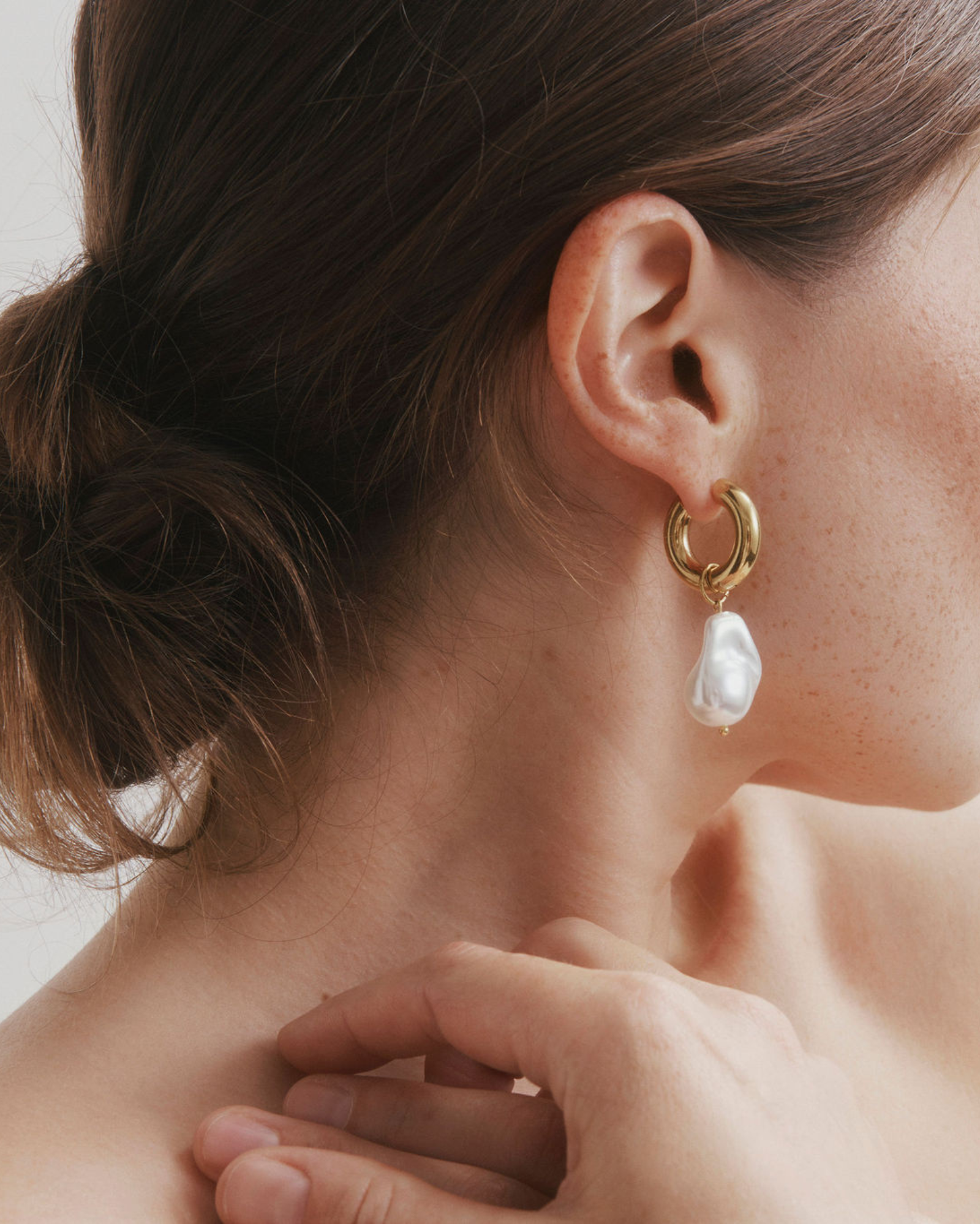 Pearl Earrings - Gold